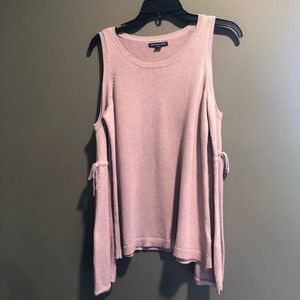 American Eagle Outfitters Cold Shoulder Top, M